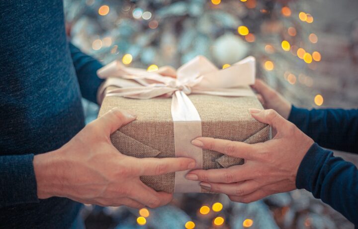 Silvester-Spieleabend: Die besten Gesellschaftsspiele als Weihnachtsgeschenk
